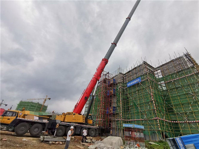 红花岗区短途转运 + 吊装一体，选随车吊还是汽车吊 + 货车？